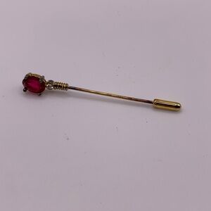 Vintage gold tone faux rube pin